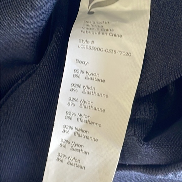 Fabletics MOSAIC HIGH-WAISTED 7/8 Leggings - Picture 6 of 7